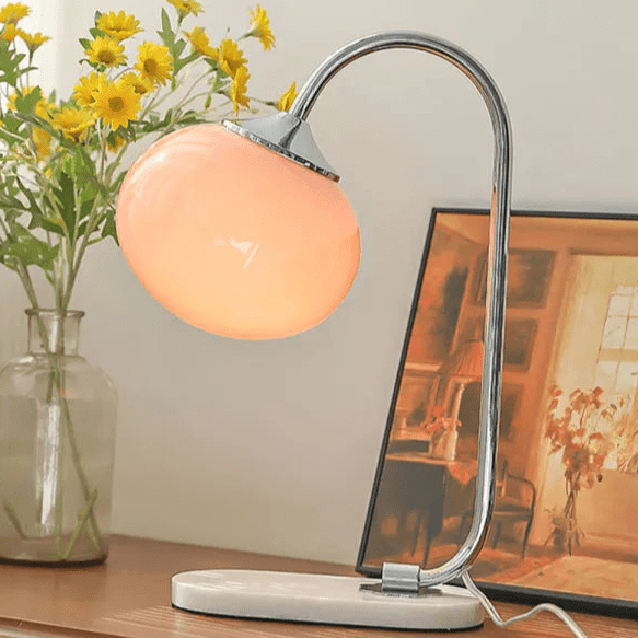Metalen en Glazen Tafellamp met Ronde Kap en Diffuus Licht – Speels en Elegant Ontwerp voor Moderne Interieurs-2