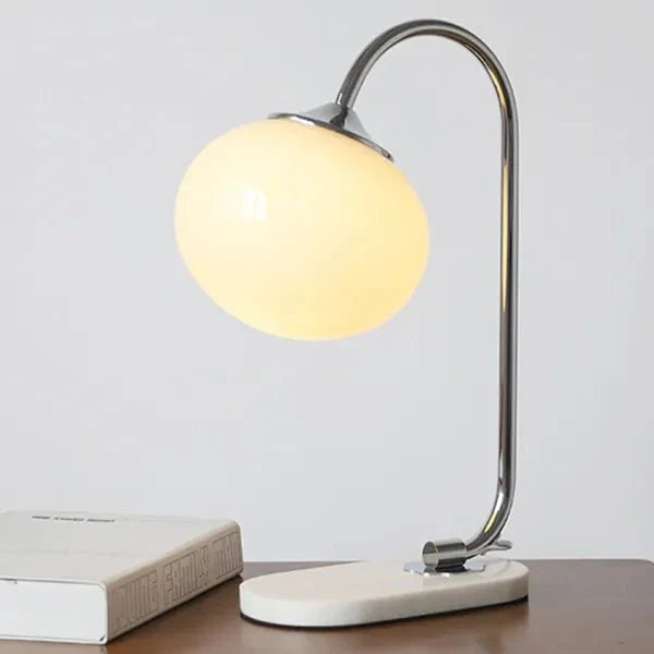 Variant image for Metalen en Glazen Tafellamp met Ronde Kap en Diffuus Licht – Speels en Elegant Ontwerp voor Moderne Interieurs-5