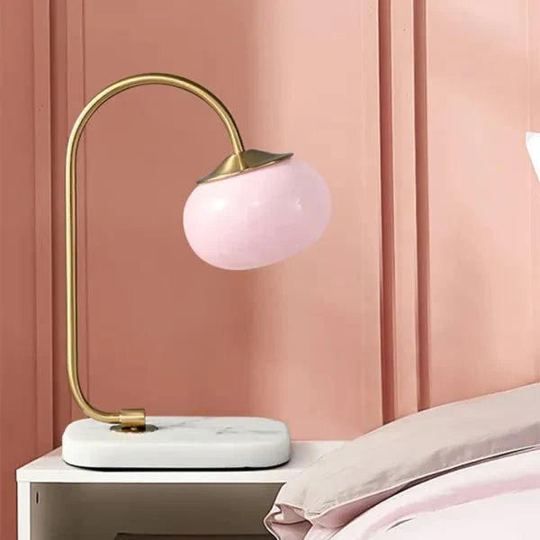 Variant image for Metalen en Glazen Tafellamp met Ronde Kap en Diffuus Licht – Speels en Elegant Ontwerp voor Moderne Interieurs-1