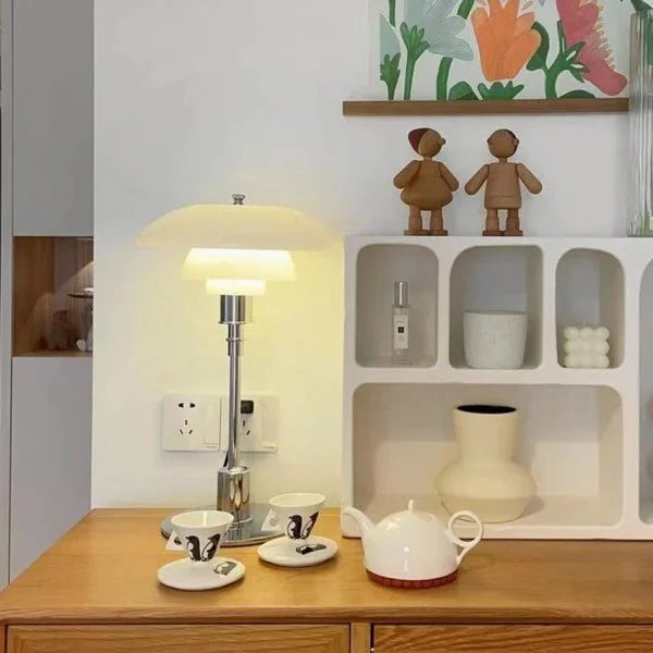 Disc Zwarte Tafellamp met Mondgeblazen Opaalglas en Uniek Driekappensysteem – Moderne Verlichting voor een Gezellige Sfeer-3