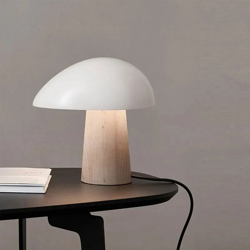 Scandinavische Tafellamp met Minimalistisch Design en Houtnerfaccenten - LED Verlichting, 28cm hoog, Duurzaam Metaal en Hout-2