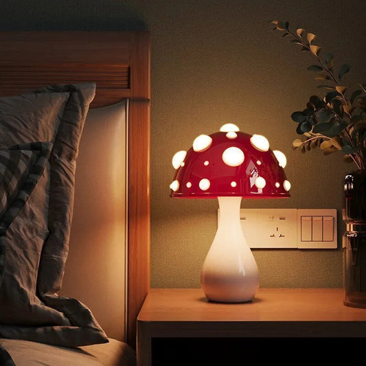 Unieke Draadloze Tafellamp - Oplaadbare LED Lamp met Amanita Paddenstoel Ontwerp, Elegant en Robuust voor Bureau en Slaapkamer-1