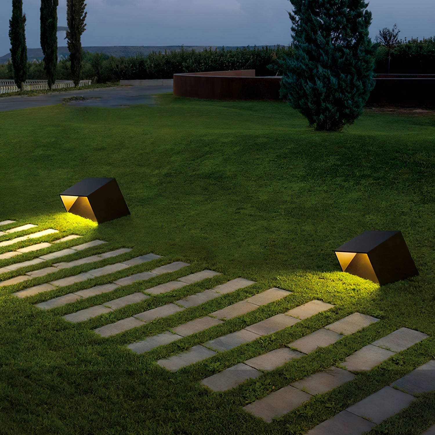 CUBE GARDEN LED Solar Buitenlamp – Draadloze Sfeerverlichting voor Tuin & Balkon | Compact, Oplaadbaar & Weerbestendig