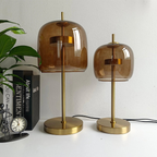 LUMINA - Moderne glazen tafellamp voor een trendy interieur