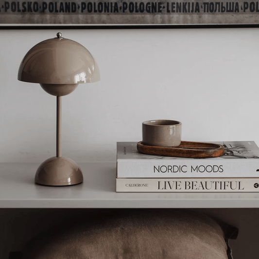 LUNORA - Minimalistische flowerpotlamp voor een sfeervol interieur